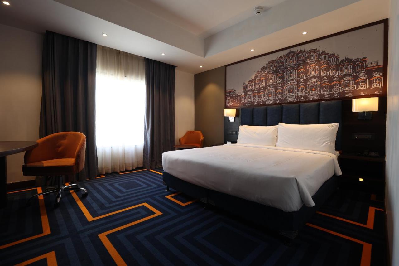 Holiday Inn Express & Suites Jaipur Gopalpura Экстерьер фото