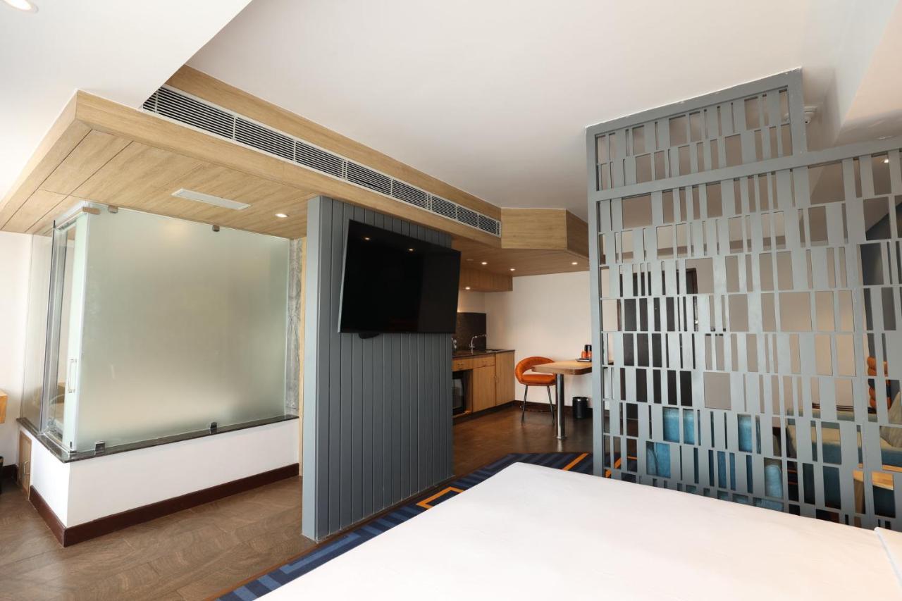 Holiday Inn Express & Suites Jaipur Gopalpura Экстерьер фото