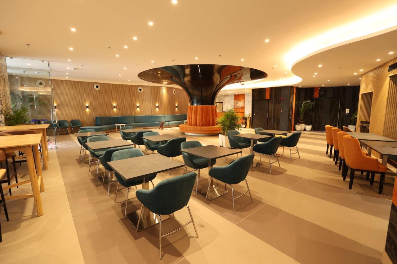 Holiday Inn Express & Suites Jaipur Gopalpura Экстерьер фото