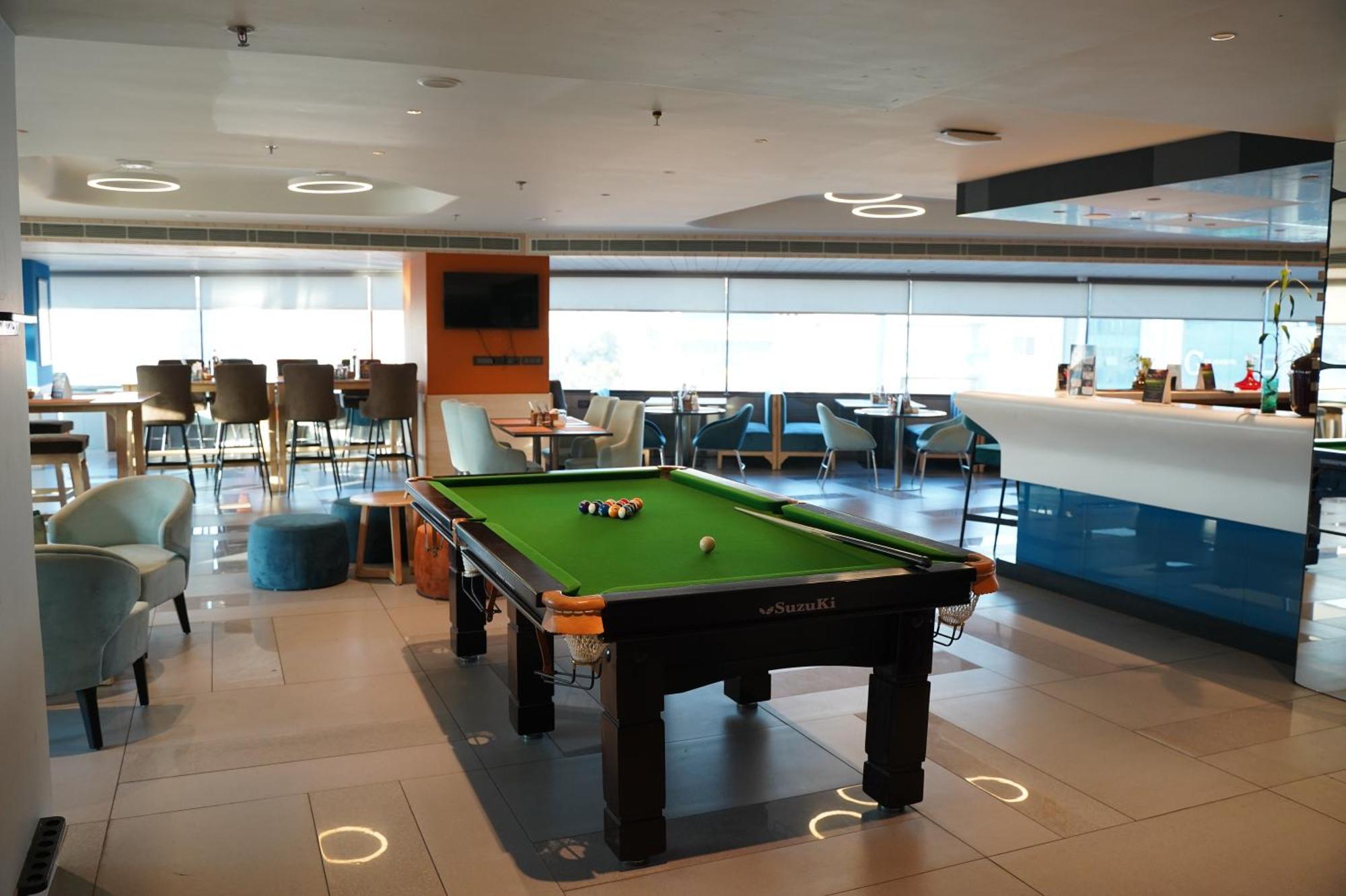 Holiday Inn Express & Suites Jaipur Gopalpura Экстерьер фото