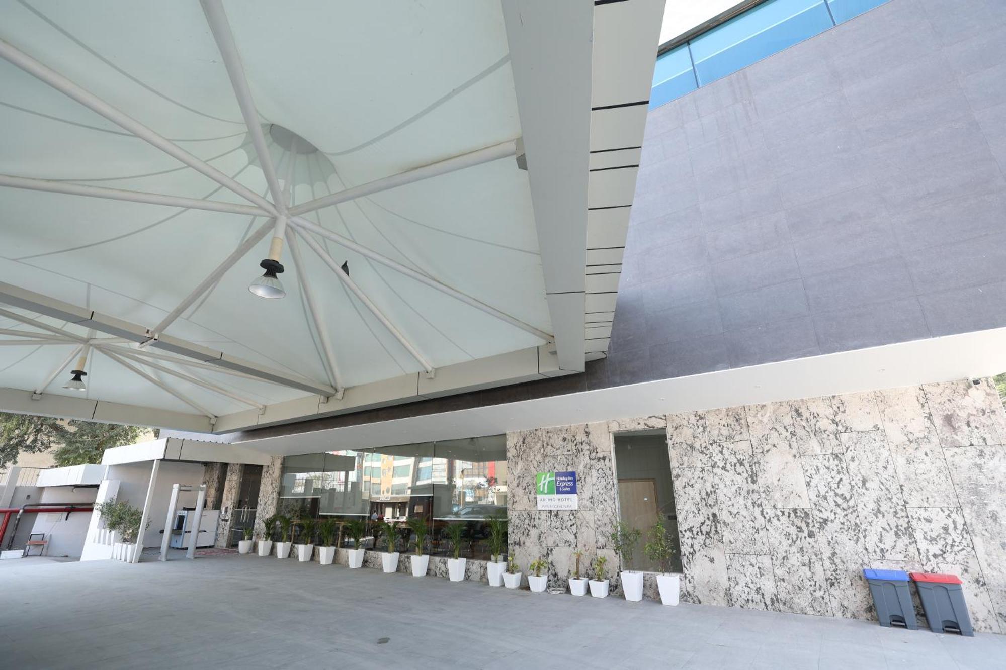 Holiday Inn Express & Suites Jaipur Gopalpura Экстерьер фото