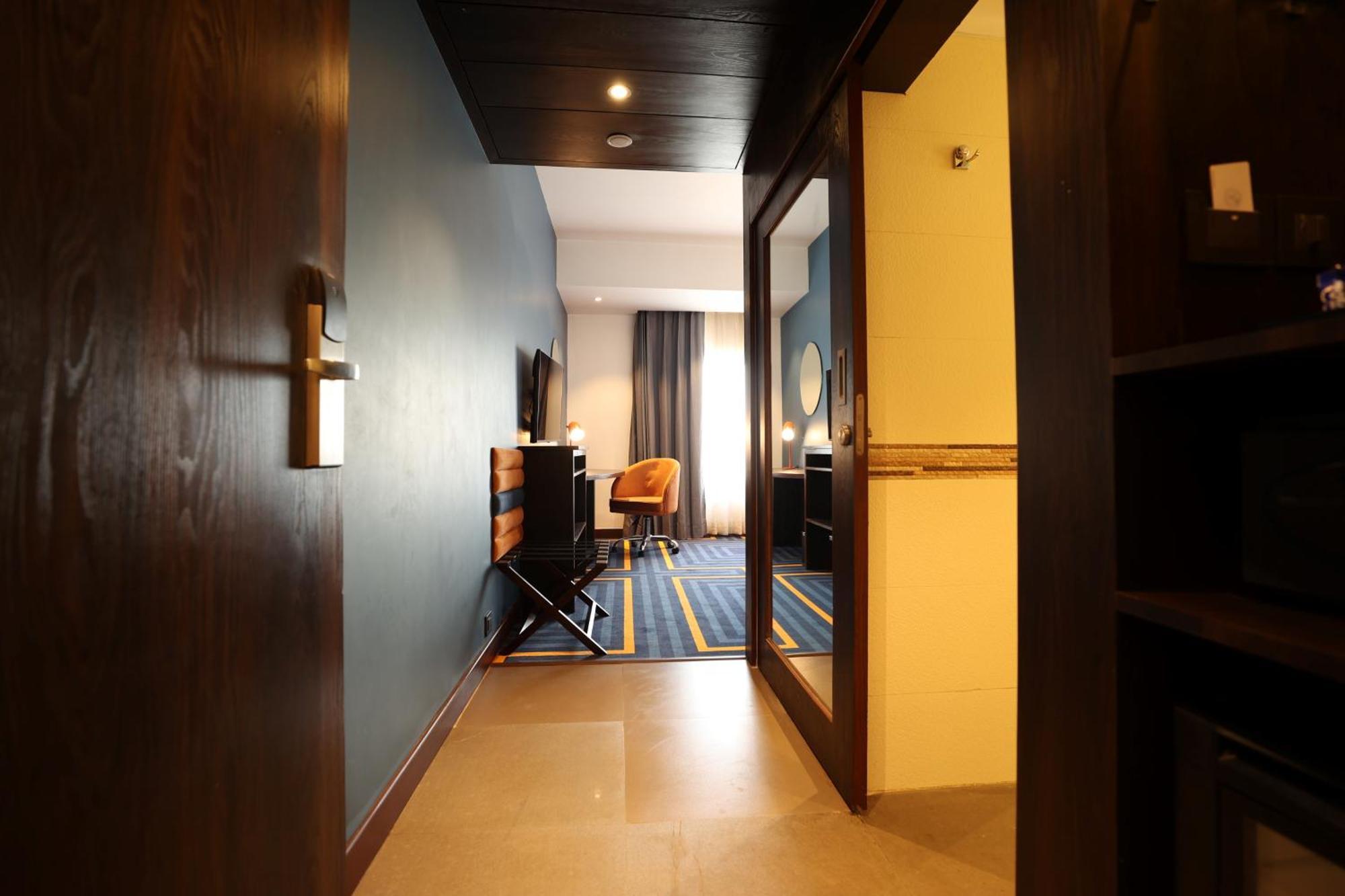 Holiday Inn Express & Suites Jaipur Gopalpura Экстерьер фото